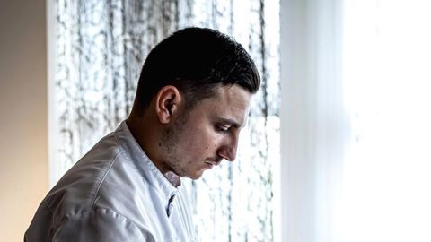 Jordan Gasco, chef pâtissier dans la prestigieuse maison, a élaboré la carte dédiée au salon de thé.  © Ilya Kagan